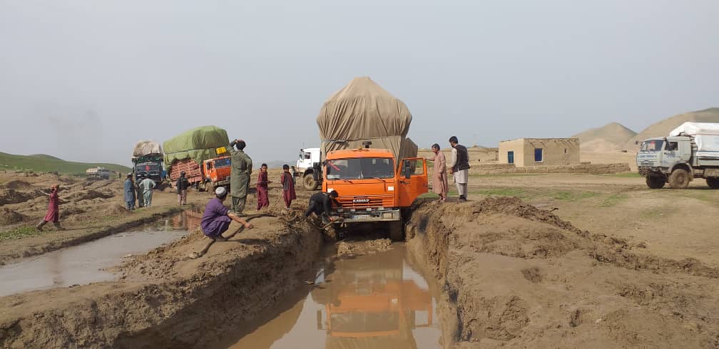 Traders, drivers lament bad condition of Maimana-Herat road