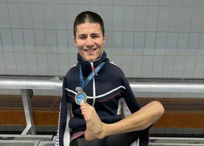 Disabled Afghan swimmer wins gold medal
