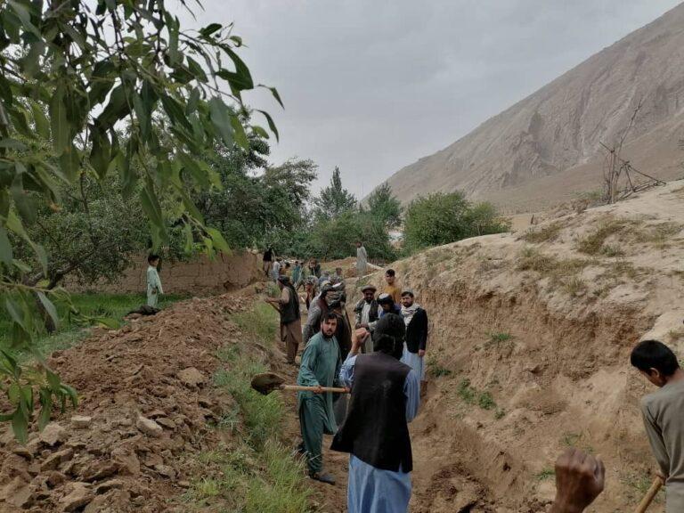 په سمنګان کې د اوو ټولګټو پروژو کار پیل شو