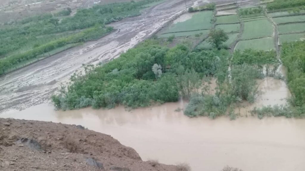 Floods kill 3 children, close Parwan-Bamyan road