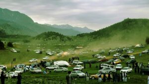 Thousands throng Zazi Aryub district on Eid