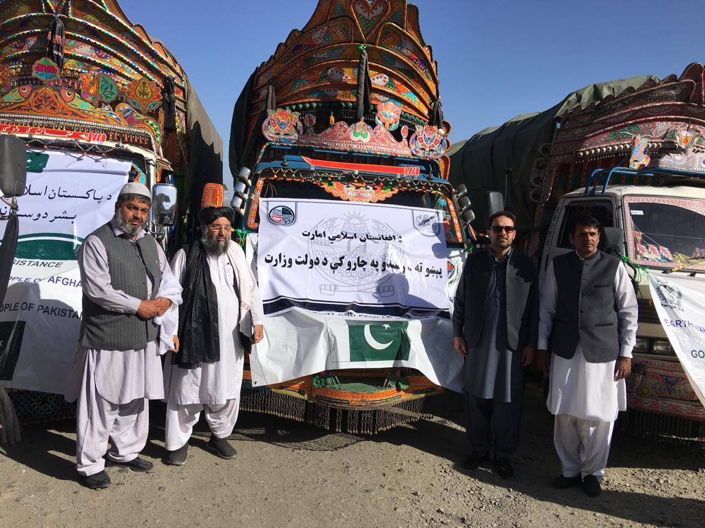 Pakistan dispatches more relief assistance for quake-hit people
