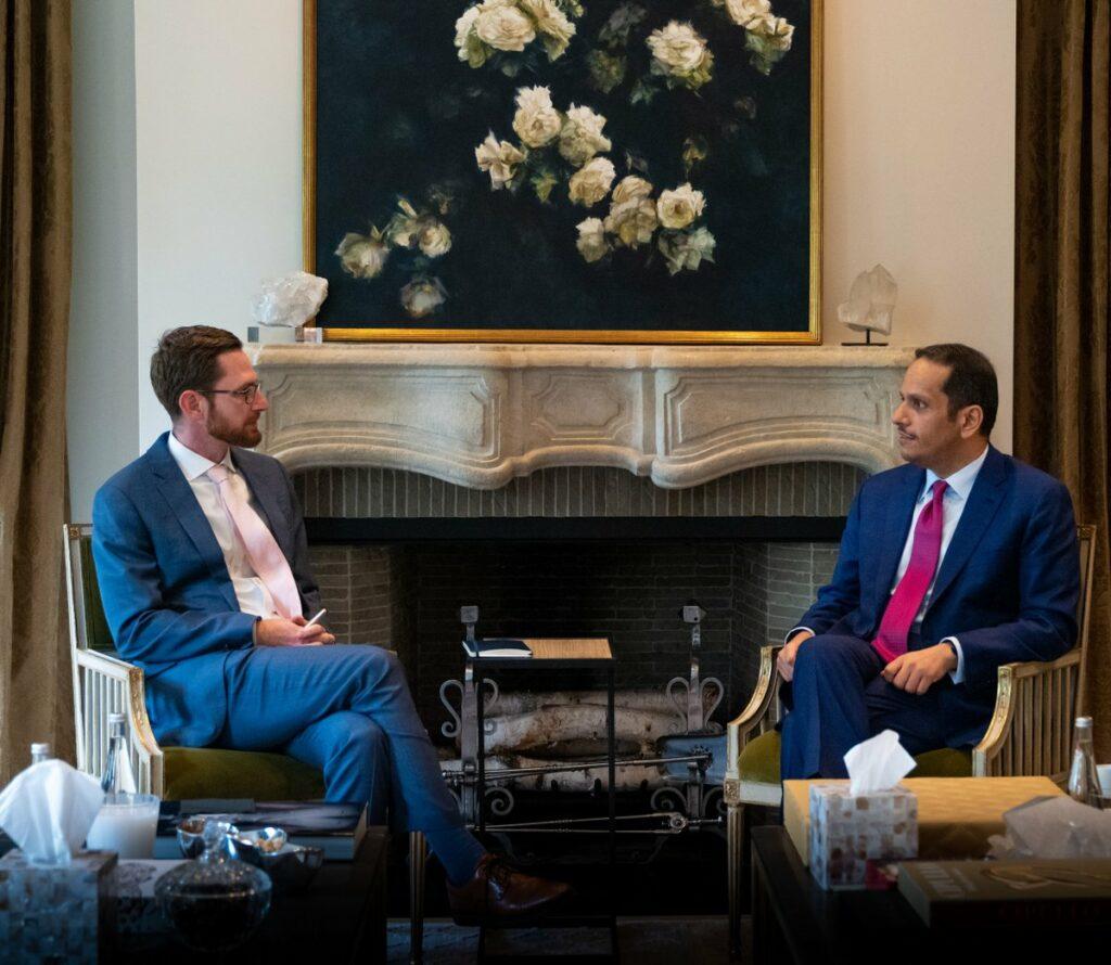 قطر او امریکا د افغانستان پر بشري، سیاسي او اقتصادي وضعیت خبرې وکړې