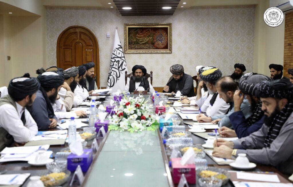 د کانونو د استخراج پر قانون له سره غور کېږي