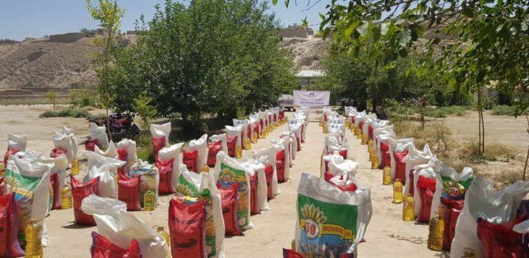 Takhar flood-affected people get food aid