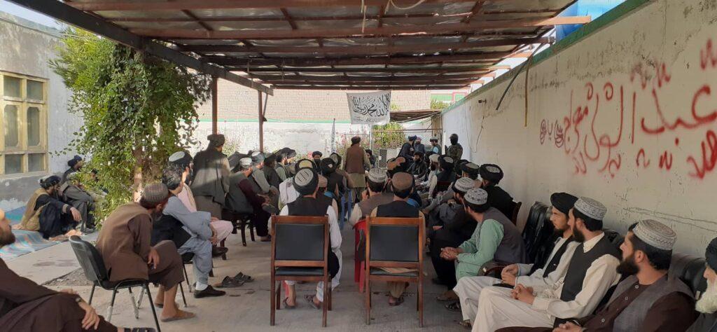 Uruzgan:  Shortage of afghanis behind transactions in rupees