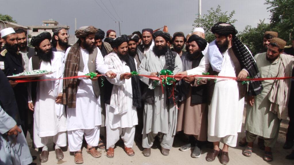 کابل ښار کې د ٥٠ ميليون افغانيو په لګښت د يوه سړک جوړېدو چارې پيل شوې