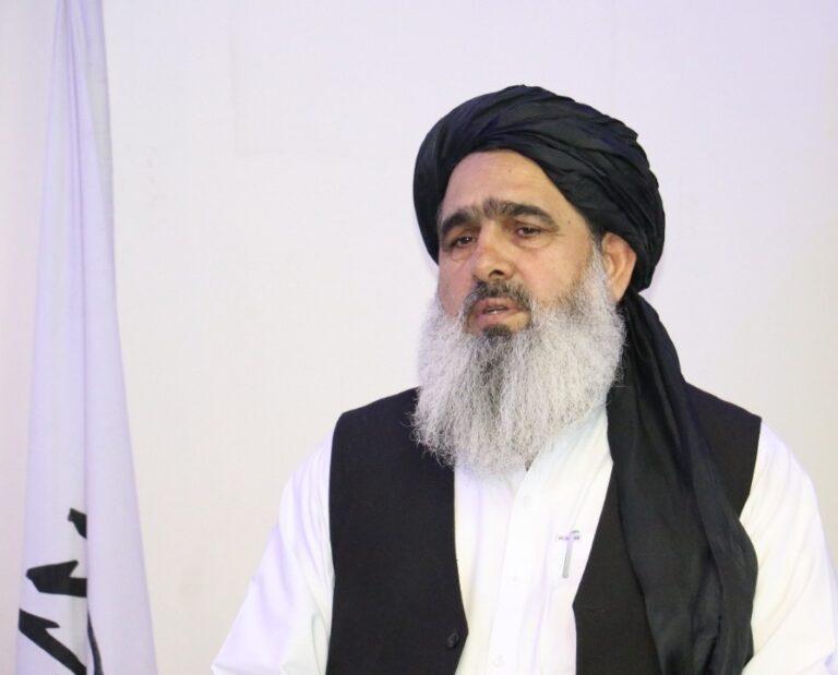 د کورنيو چارو وزارت: په بهر کې له نظامي زده‌کړو فارغ کسان به په مناسبو دندو وګومارل شي