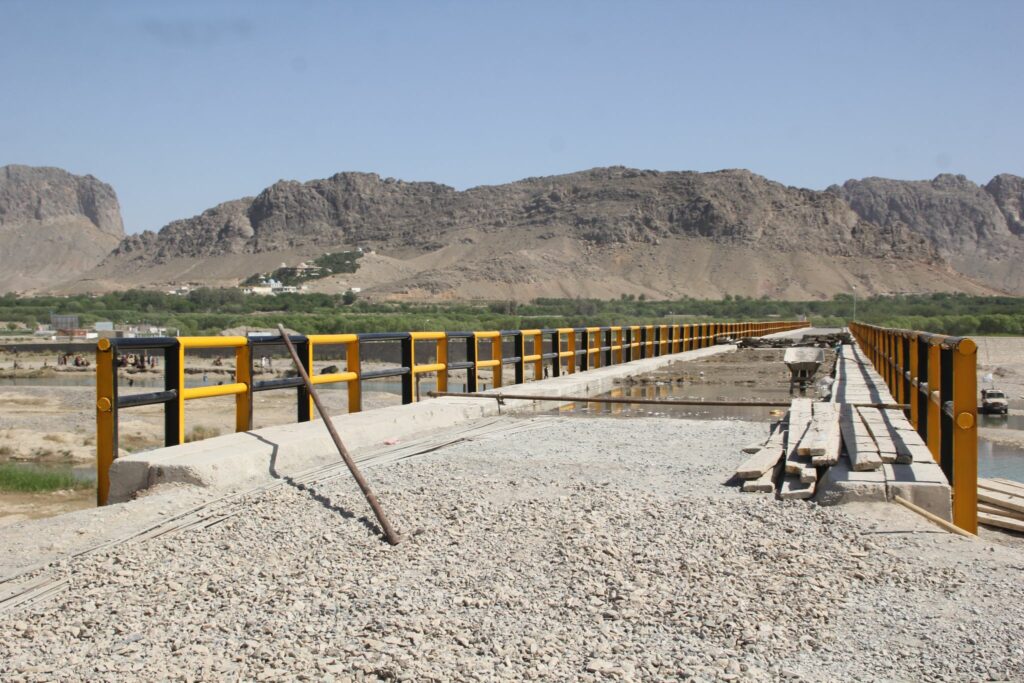 د کندهار په ارغنداب کې د تابین سیمې الوځول شوی پل بېرته ورغول شو