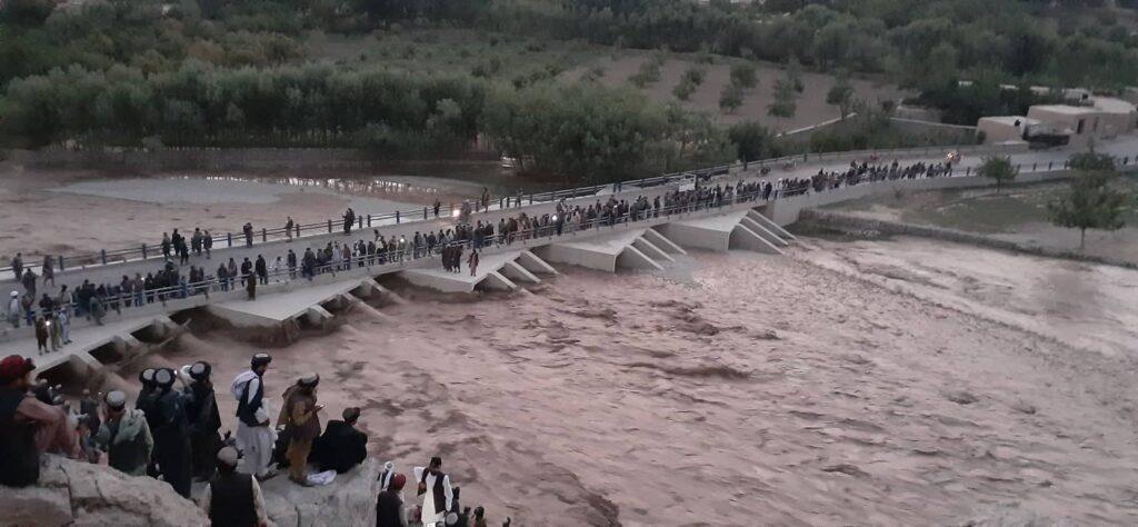 5 killed as vehicle swept away by floodwater in Uruzgan