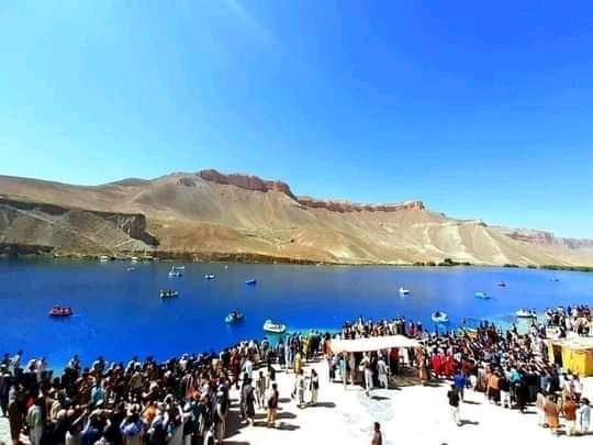 Thousands of tourists throng Bamyan to enjoy Eid holidays
