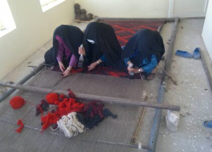 Declining Sar-i-Pul carpet market worries weavers