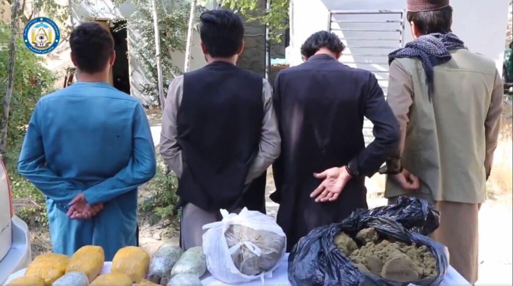 پنج تن به اتهام فروش و قاچاق مواد مخدر در کابل بازداشت شده‌اند