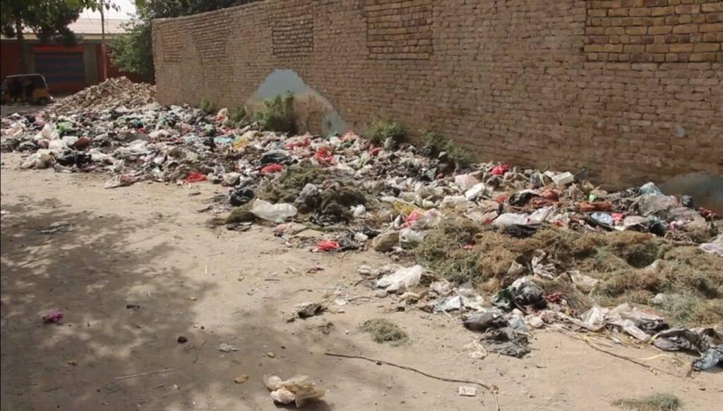 مردم از افزایش زباله‌ها در شهر کندز شکایت دارند