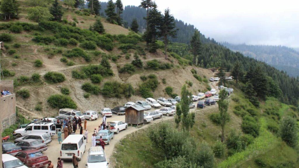 Thousands of tourists converge in Kunar during Eid
