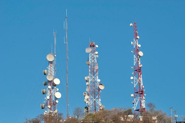 نگرانی باشنده‌گان پایتخت از قطع خدمات شبکه‌های مخابراتی