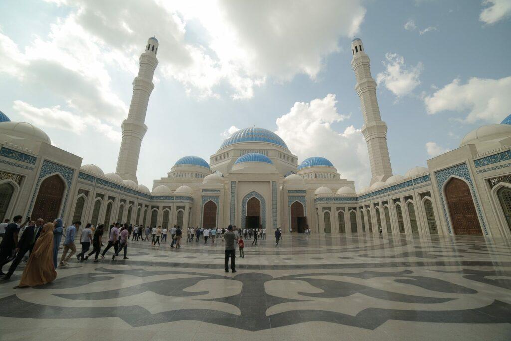 بزرگ‌ترین مسجد آسیای میانه در قزاقستان گشایش یافت
