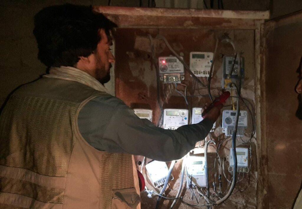 Zaranj residents grumble about inflated power bills
