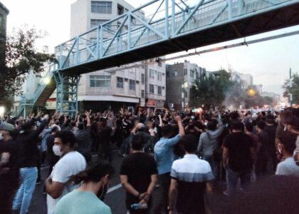 تاکنون ۲۲۴ تن در اعتراضات ایران کشته شده‌اند