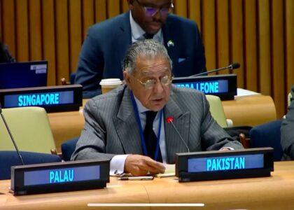 Akram apologizes for his remarks against Pashton culture