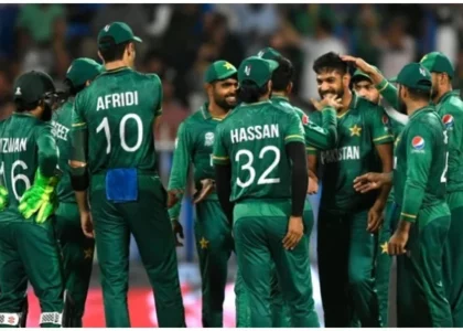 Eyeing title, Pakistan, Sri Lanka meet in Asia Cup final