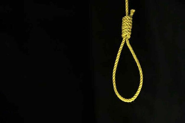 یک زن ۲۲ ساله در بادغیس خود را حلق آویز کرده و به زنده‌گی‌اش پایان داده ا ست