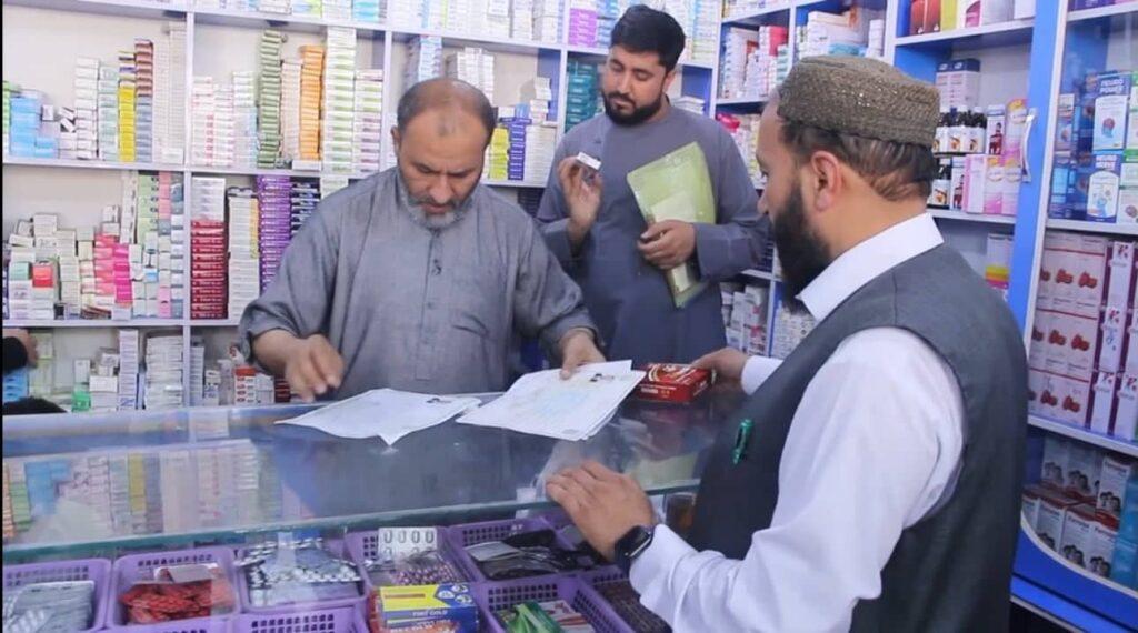 وزارت صحت عامه می‌گوید، جلو نسخه‌های شفری و غیراصولی داکتران را می‌گیرد