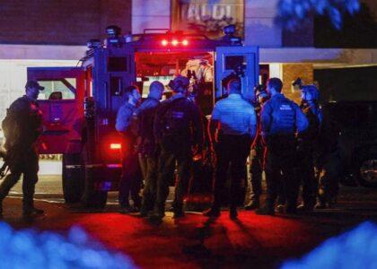 پنج تن به شمول یک پولیس در تیراندازی در کارولینای شمالی امریکا کشته شدند