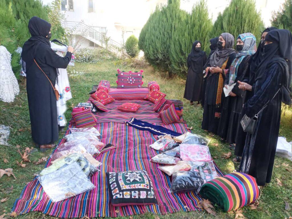 «به زودی مرکز فروش محصولات زنان در شهر فیض‌آباد به بهره‌برداری سپرده می‌شود»