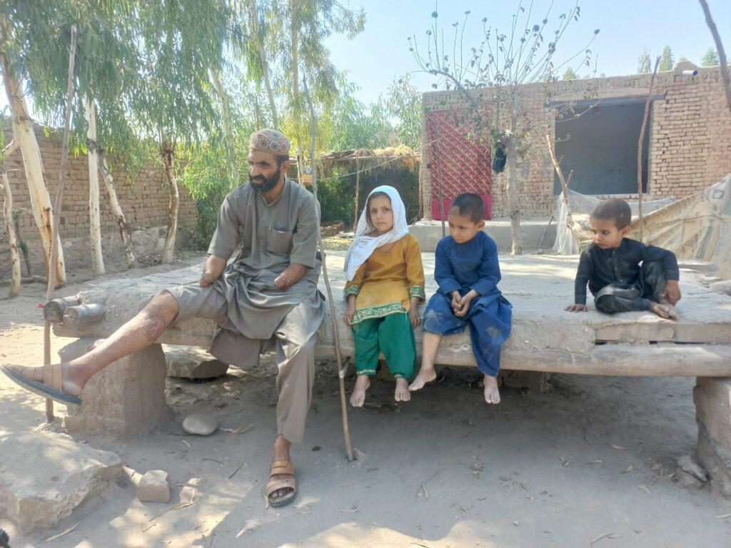 Syed Wali who lost limbs saving people leads miserable life