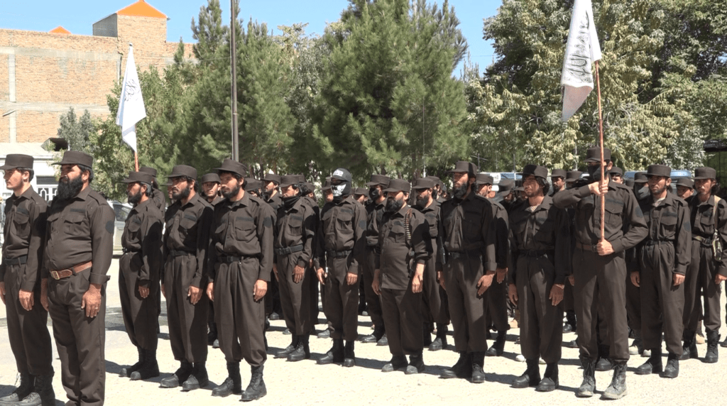 2,000 police being equipped with uniform in Ghazni