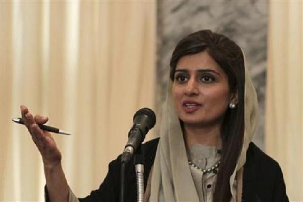 هیأت پاکستانی به رهبری حنا ربانی ‌کر وارد کابل شد