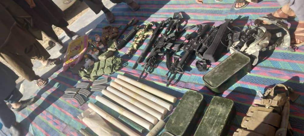 از قاچاق تعدادی سلاح و تجهیزات نظامی به ایران در نیمروز جلوگیری شد
