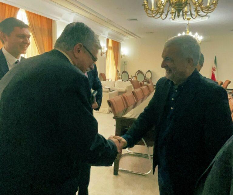ایران وایي، له روسیې سره یې د افغانستان په اړه خبرې کړې دي