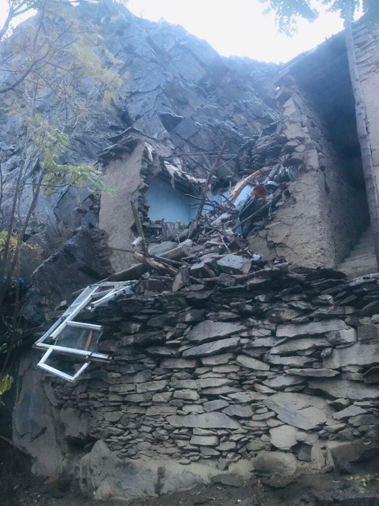 لغزش کوه در ولسوالی آبشار پنجشیر یک کشته و یک‌ زخمی بر جا گذاشت