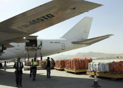 Govt should boost export sector for economic self-reliance: Analysts