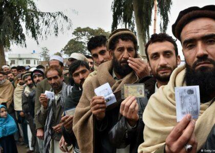 پاکستان برای خروج مهاجرین افغان‌ بدون اسناد از خاک این کشور ضرب‌الاجل تعیین کرد
