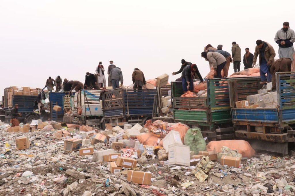 شاروالی کابل از جمع‌آوری ۱۵۰۰ تن مواد خوراکی و صحی تاریخ‌گذشته خبر داد