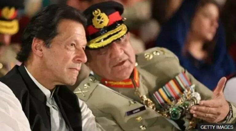 عمران خان: باجوه پاکستان سره هغه ظلم وکړ، چې یو دښمن یې هم نه کوي