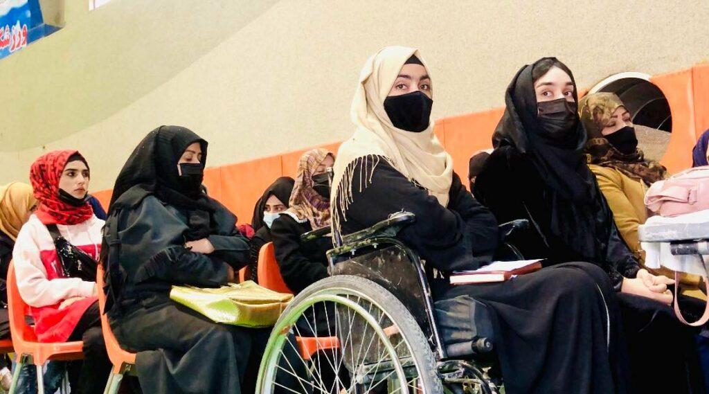 دختران معلول بلخ: حکومت مکتب اختصاصی ما را بازگشایی کند