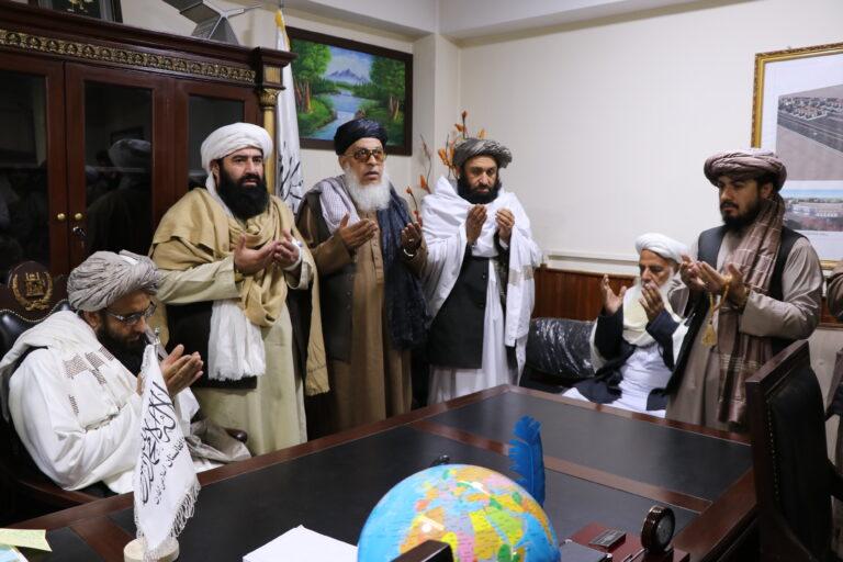 ستانکزی: عدالت هغه حاکمان ټینګولای شي چې له خلکو سره په اړیکه کې وي