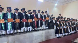 ده‌ها تن از موسسۀ تحصیلات عالی بادغیس فارغ شدند
