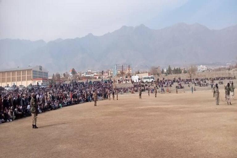 27 Parwan criminal men, women lashed in public