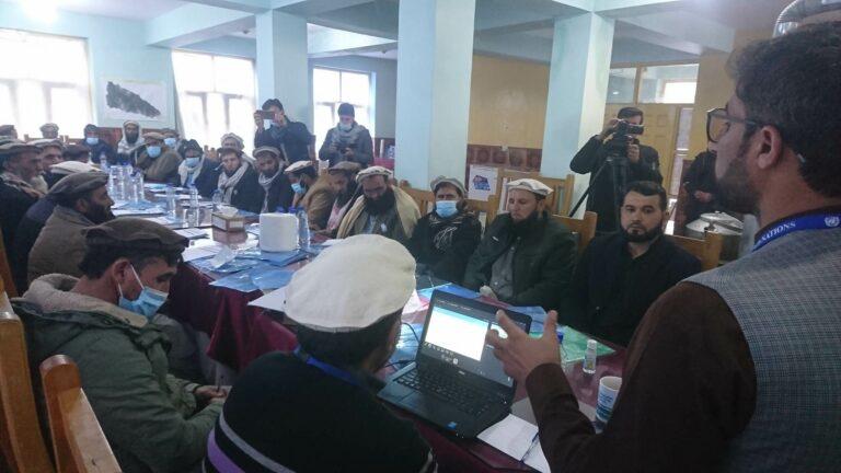 د نورستان د ځنګل ساتنې او بیا احیاء درې کلن پروګرام پيل شو