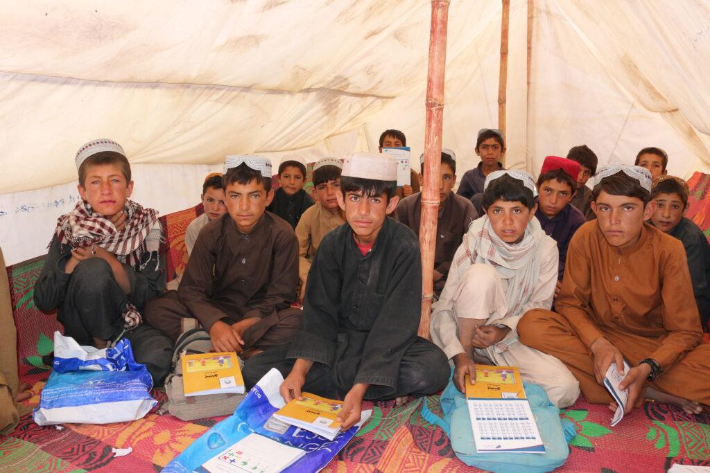 یونیسف: سال آینده ۶۰۰ هزار کودک افغان در ۲۰ هزار صنف‌ محلی شامل برنامه‌های آموزشی می‌شوند