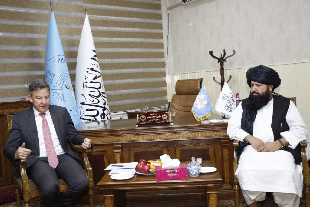 UNAMA shares its plan for girls’ education with Nadeem