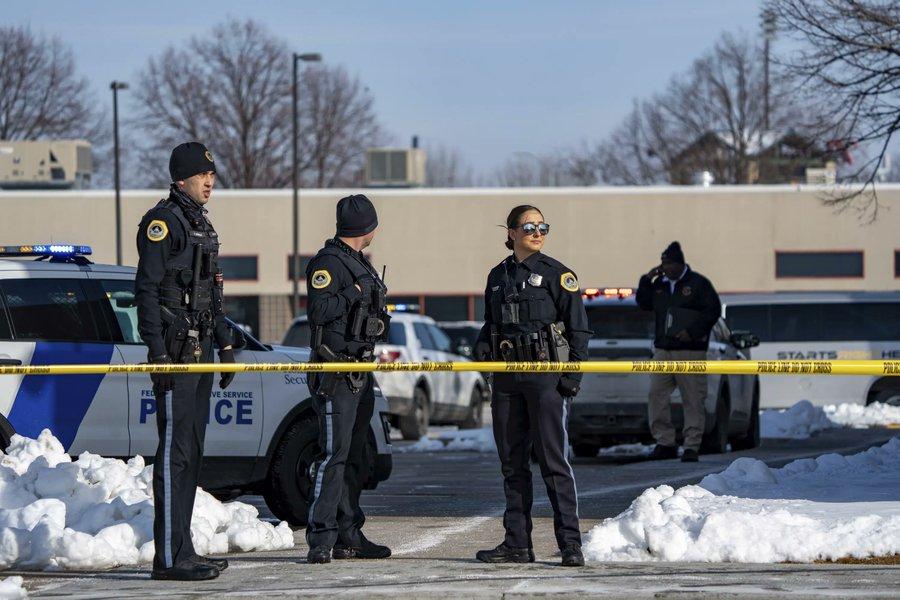 3 killed, 5 wounded in US campus shooting