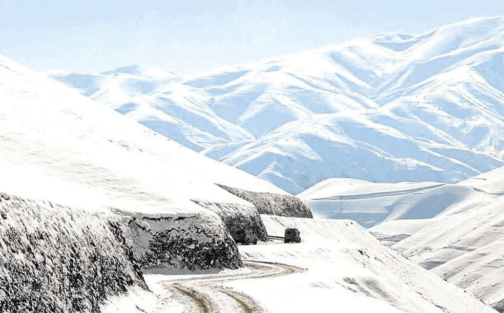در چند روز گذشته به دلیل سردی هوا ۱۶ تن در افغانستان جان باخته‌اند