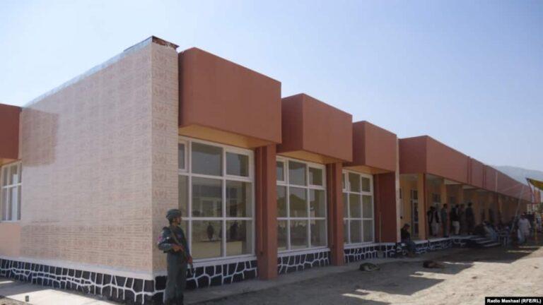 ساکنان ولسوالی نادرشاه‌کوت خوست خواستار فعال شدن شفاخانۀ ۳۰ بستر در این ولسوالی اند