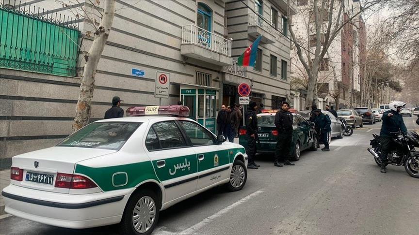 حمله به سفارت آذربایجان در تهران؛ یک تن کشته و دو تن زخمی شده‌اند